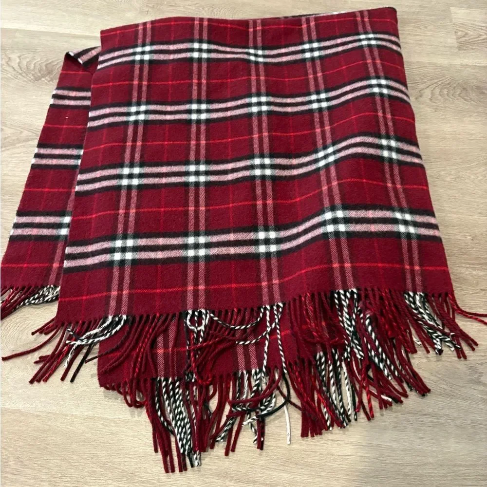 Burberry red Charlotte Check Wool-Cashmere Cape - Picture 8 of 12